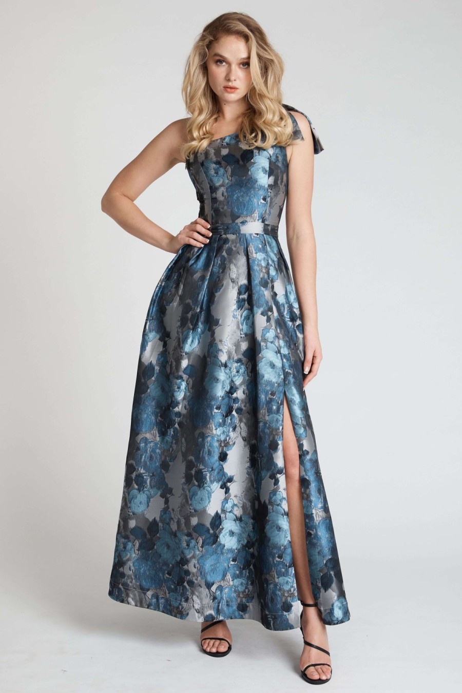 Women Romance | Romance Vaelrie Bow Maxi In Silver Blue