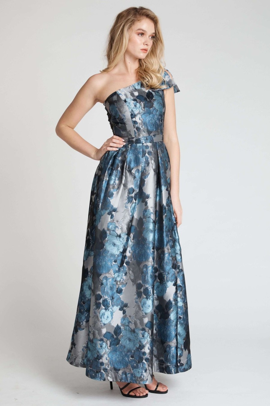 Women Romance | Romance Vaelrie Bow Maxi In Silver Blue