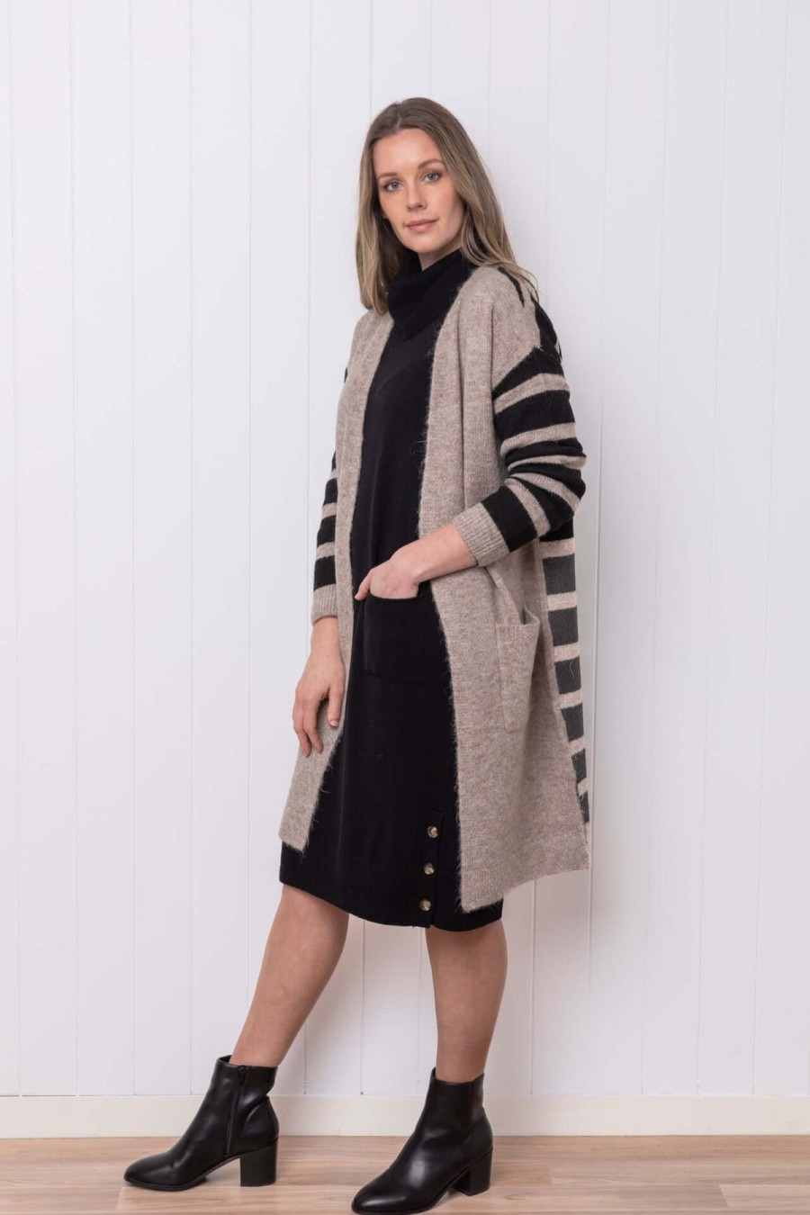 Women Jump | Jump Stripe Cardigan In Mouse & Black