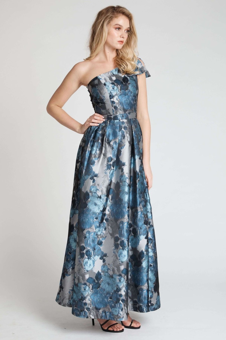 Women Romance | Romance Vaelrie Bow Maxi In Silver Blue