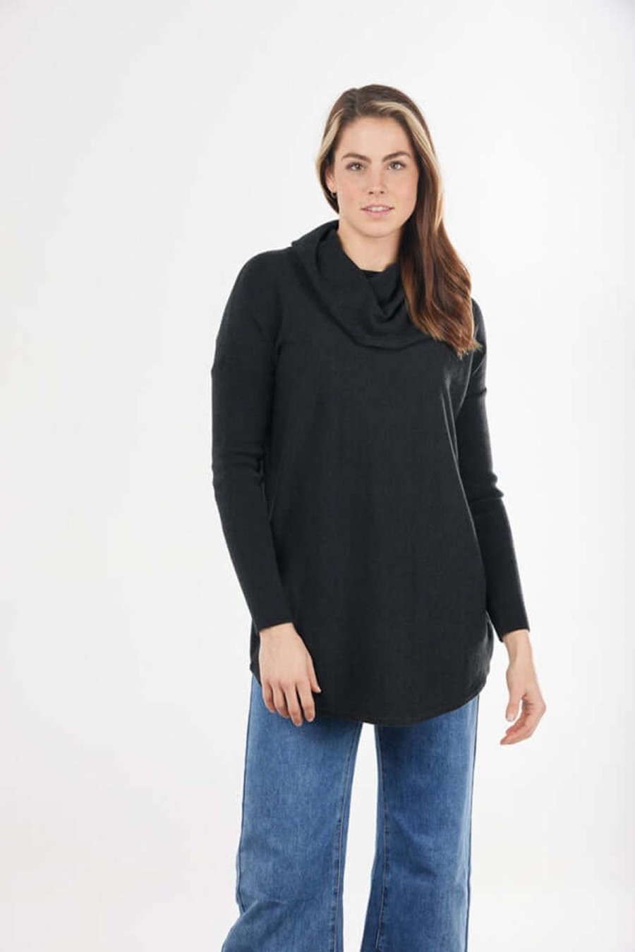 Women Bridge and Lord | Bridge & Lord Essential Curved Hem Knit In Black