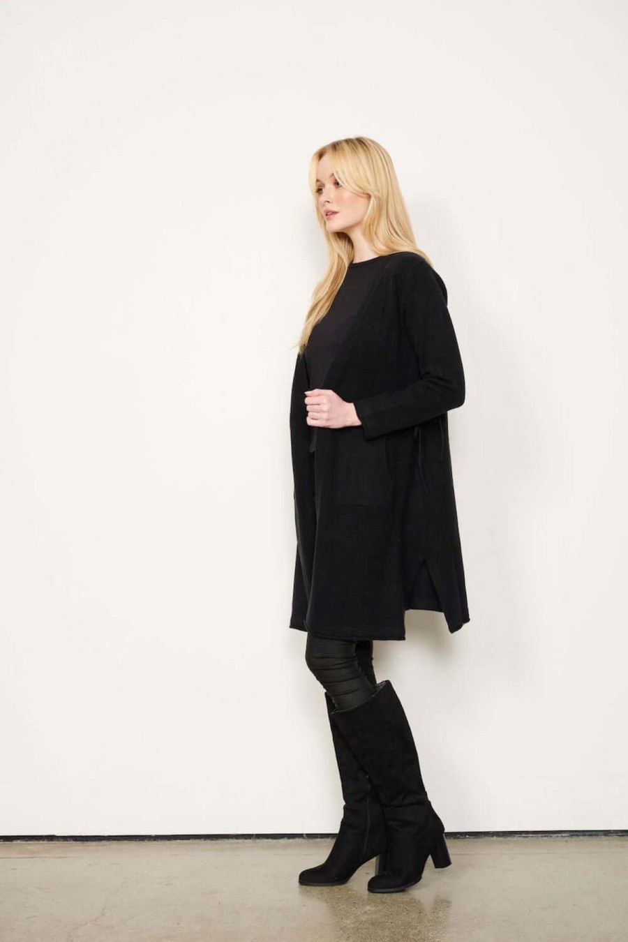 Women Holmes and Fallon | Holmes & Fallon Open Cardi In Black